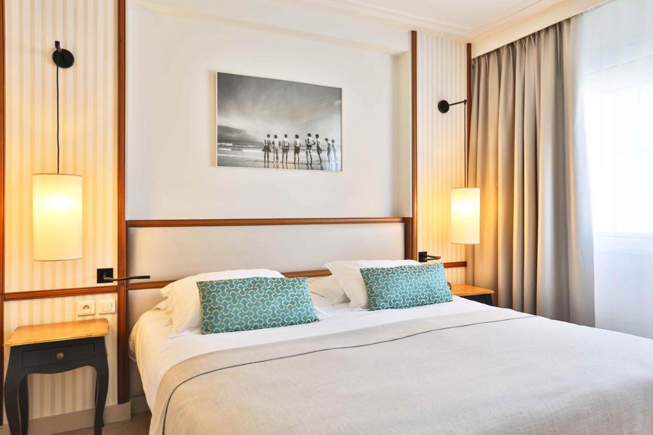 Atlantic Hotel & Spa เลส์ซาบล์-โดล็อนน์ ภายนอก รูปภาพ