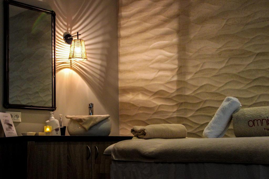 Atlantic Hotel & Spa เลส์ซาบล์-โดล็อนน์ ภายนอก รูปภาพ