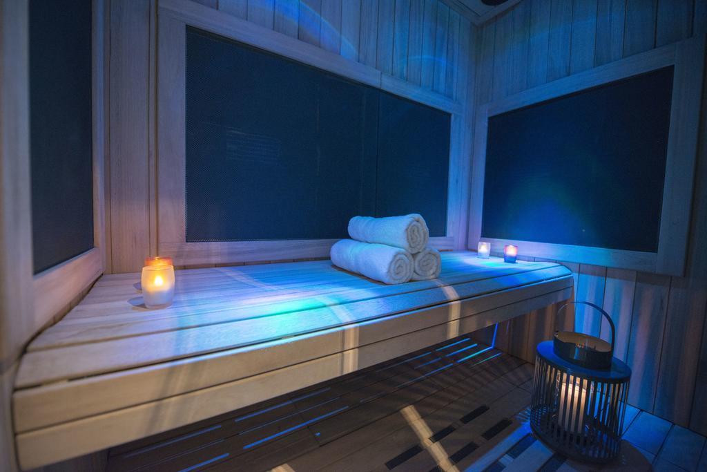 Atlantic Hotel & Spa เลส์ซาบล์-โดล็อนน์ ภายนอก รูปภาพ