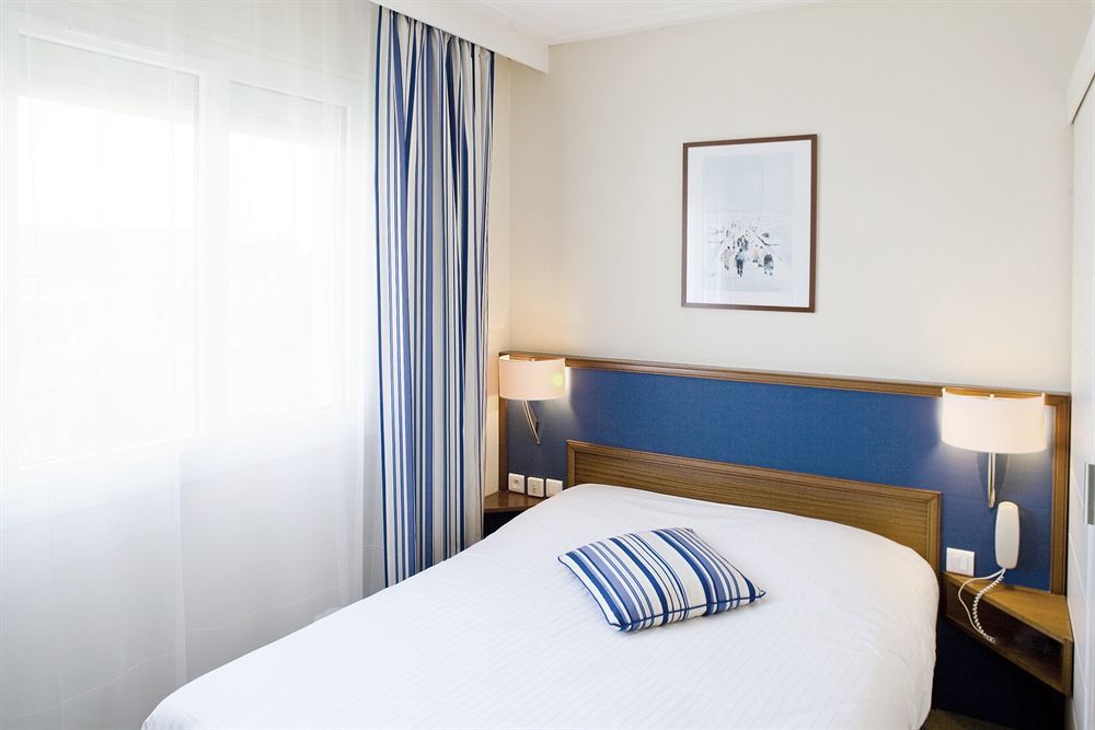 Atlantic Hotel & Spa เลส์ซาบล์-โดล็อนน์ ภายนอก รูปภาพ