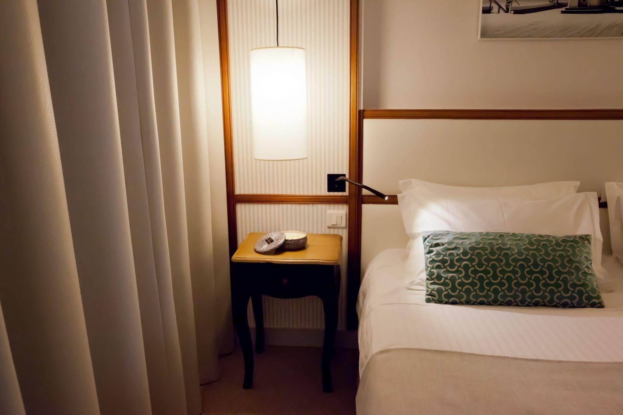 Atlantic Hotel & Spa เลส์ซาบล์-โดล็อนน์ ภายนอก รูปภาพ
